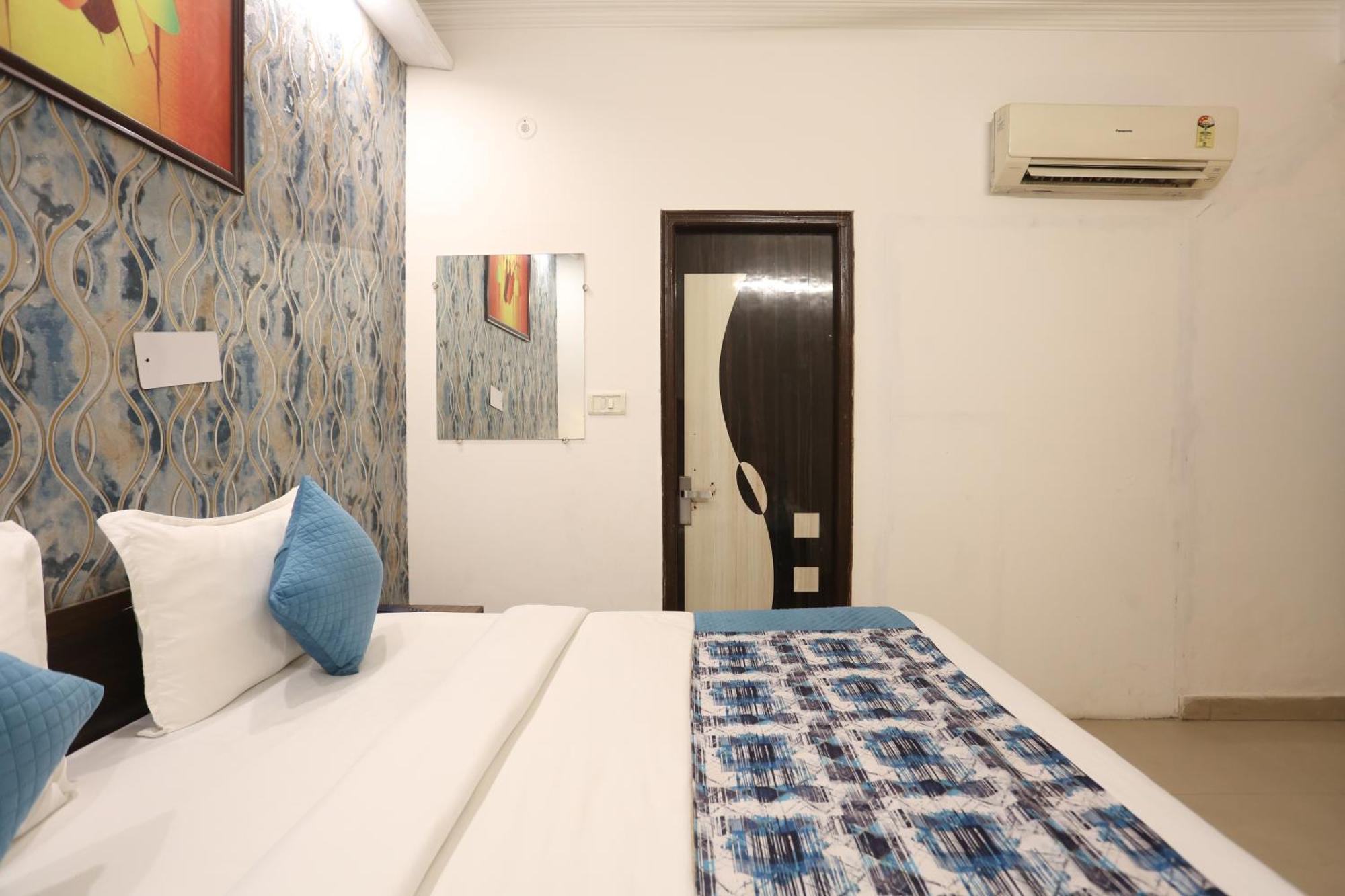 Backpackers - Ink Hotels Delhi Airport By Ss Group New Delhi Exterior photo