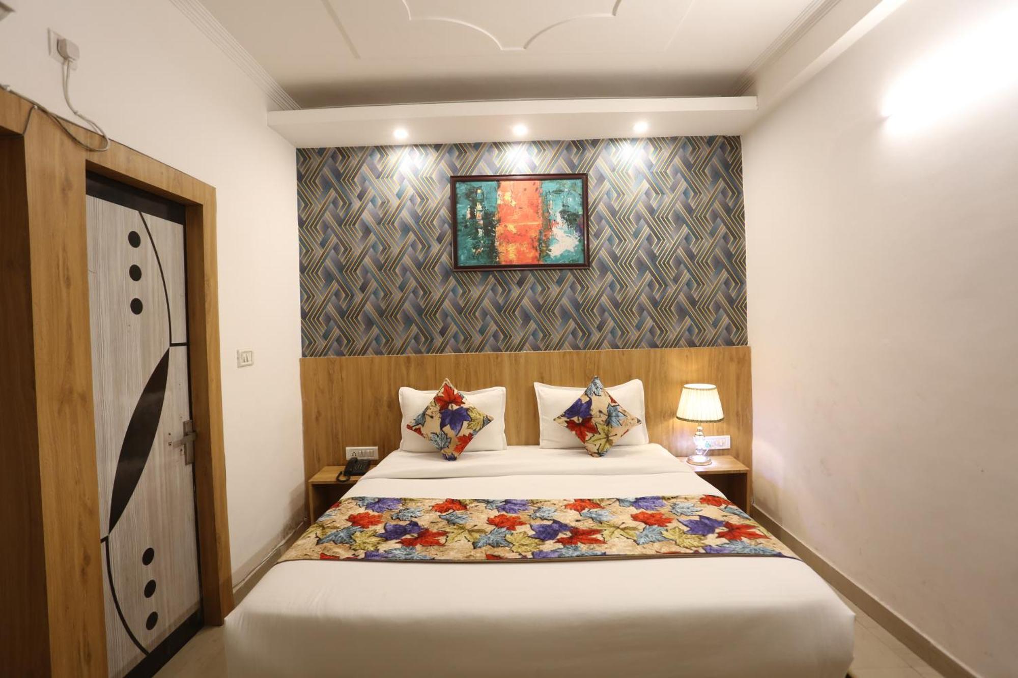 Backpackers - Ink Hotels Delhi Airport By Ss Group New Delhi Exterior photo